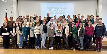 Betroffene ermutigen, Hilfe zu holen 